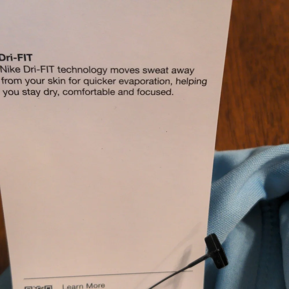 Nike DRI-FIT tank top - Picture 7 of 9